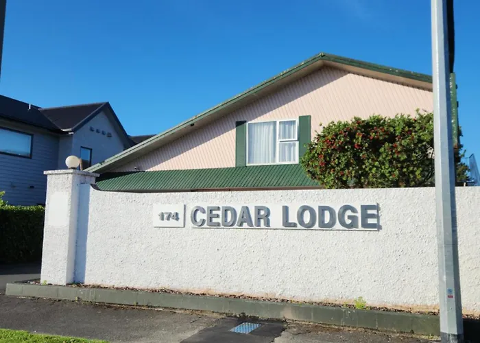 Cedar Lodge Hamilton