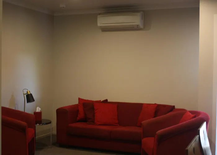 Hotel suites Albert Court Motor Lodge
